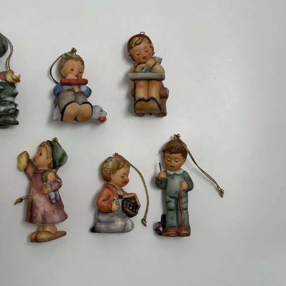 Lot of 11 3” Berta Hummel Goebel Christmas Holiday Ornaments 1997 - Children - Picture 4 of 7